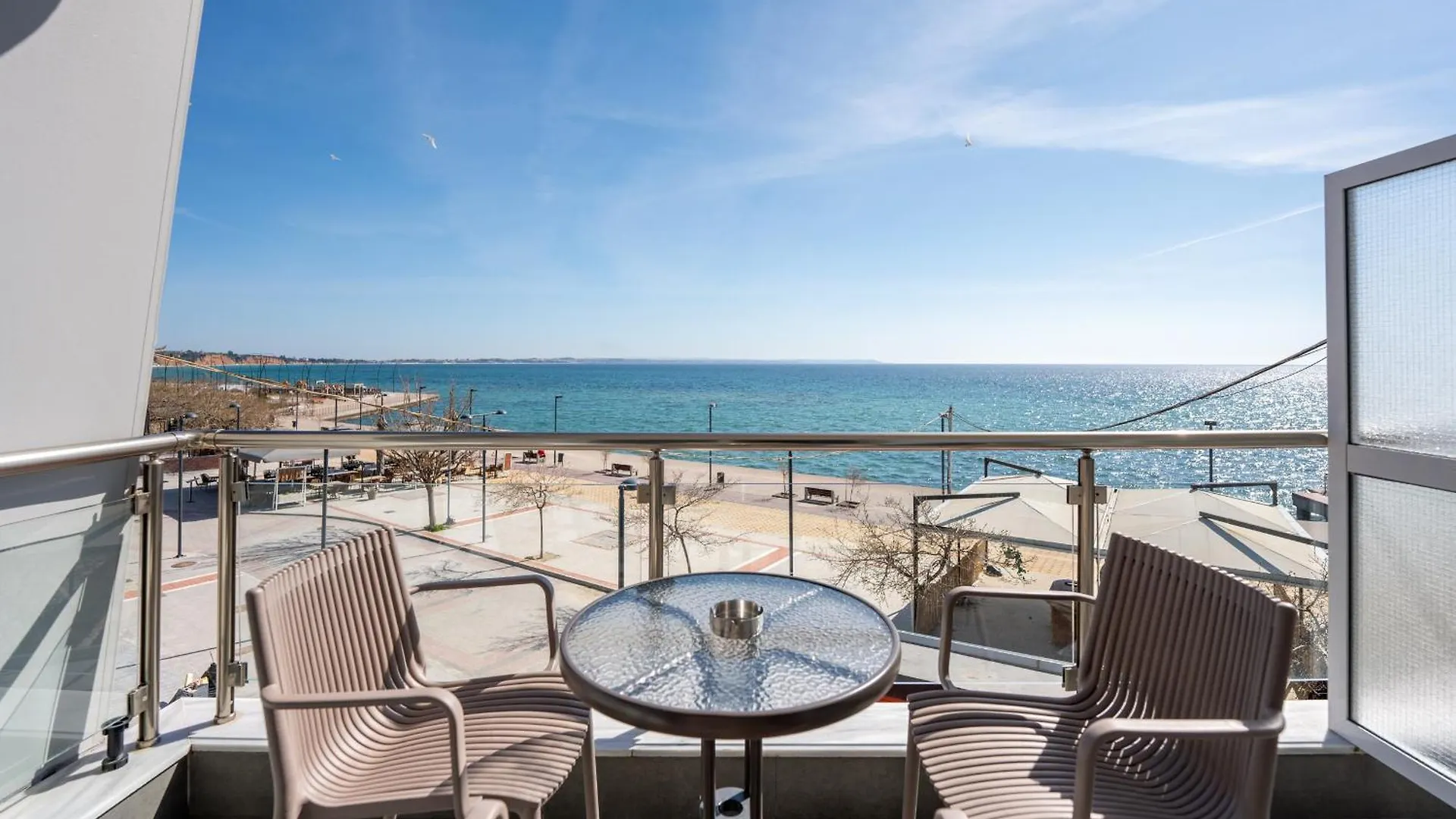 Centralviewsuites Nea Moudania