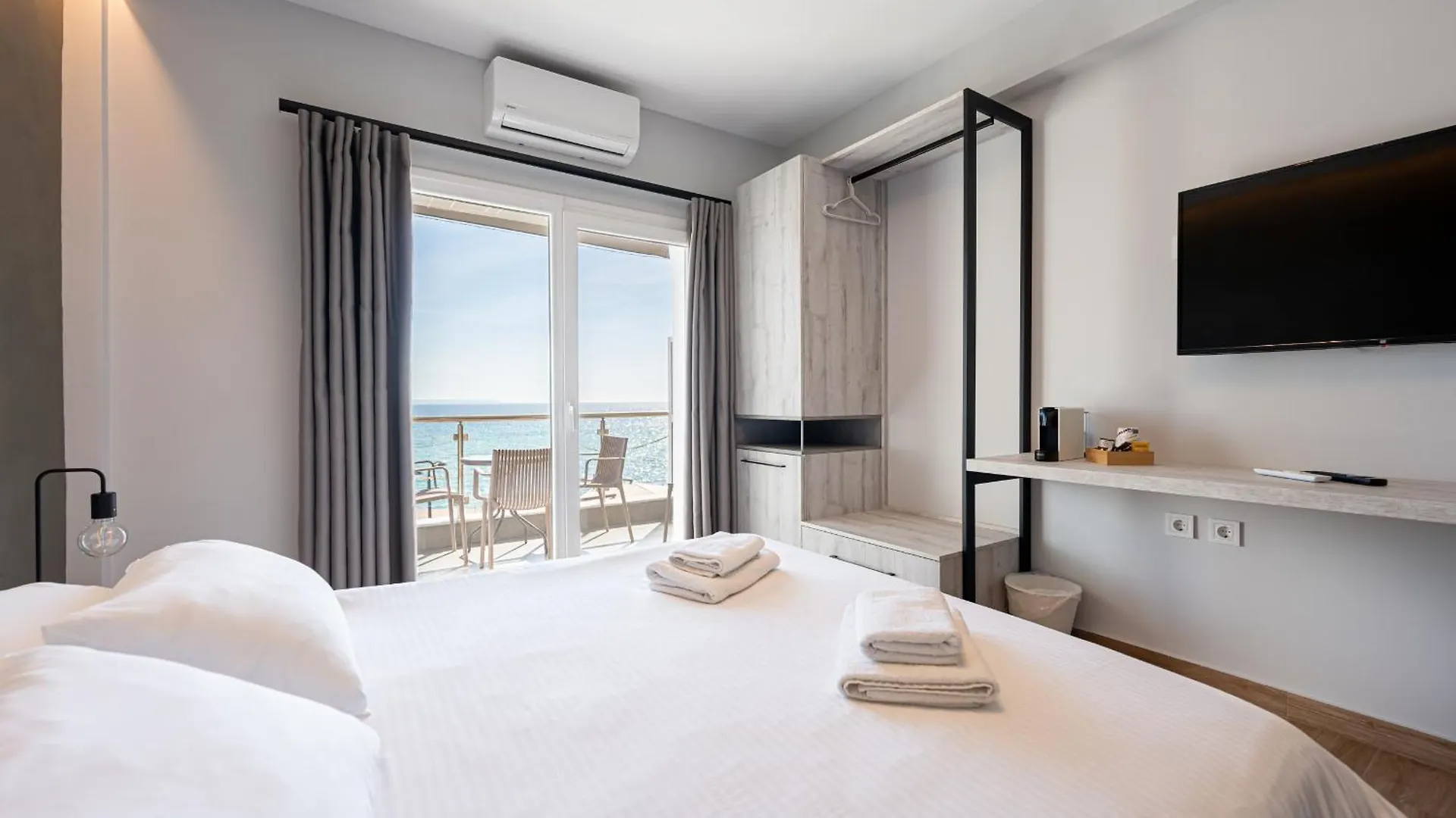 Guest house Centralviewsuites Nea Moudania Greece